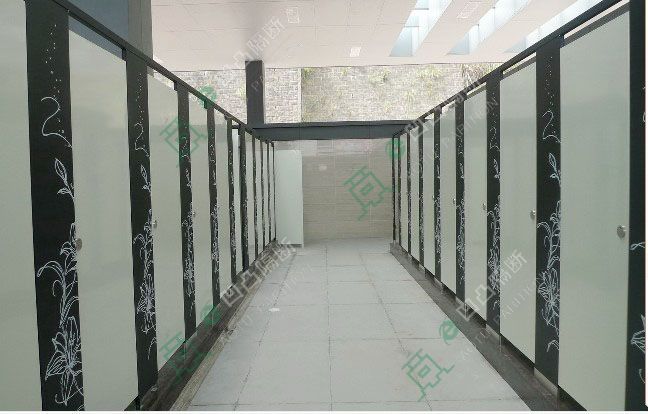 【科普】凹凸隔斷單層玻璃隔斷怎么樣？凹凸隔斷玻璃隔斷的優勢是什么？
