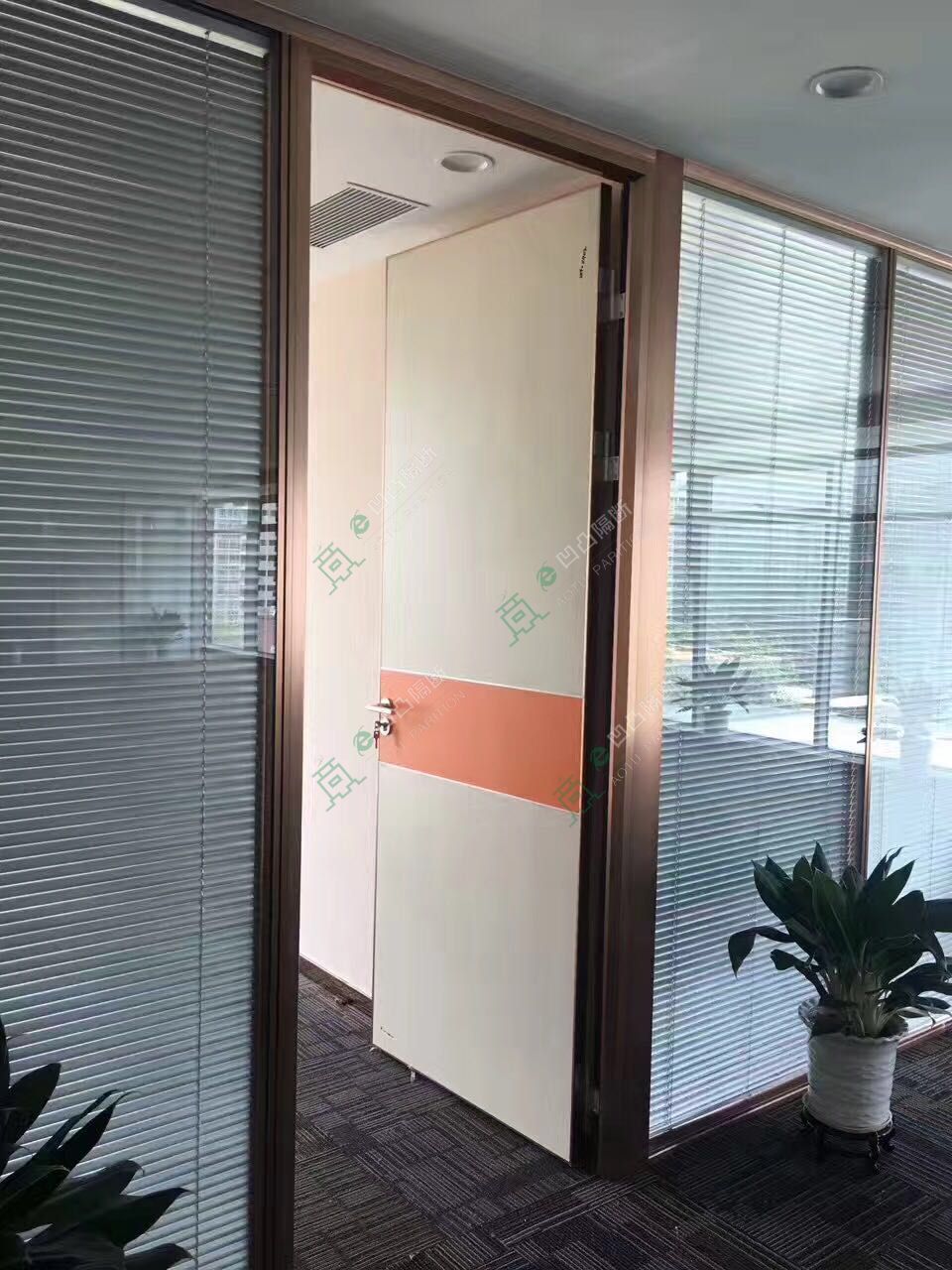 安慶玻璃隔斷廠家玻璃隔斷批發價